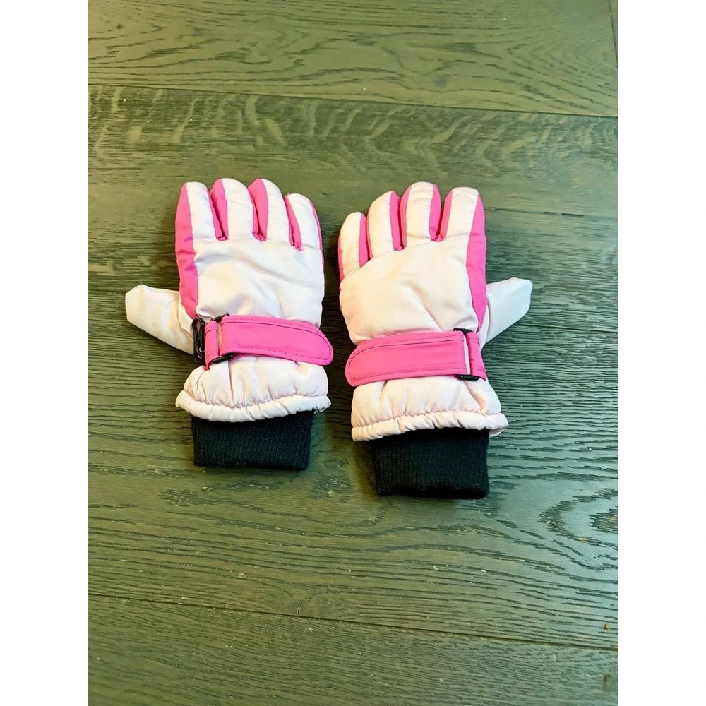 Children's Pink Winter Ski Gloves with Black Palm Grip